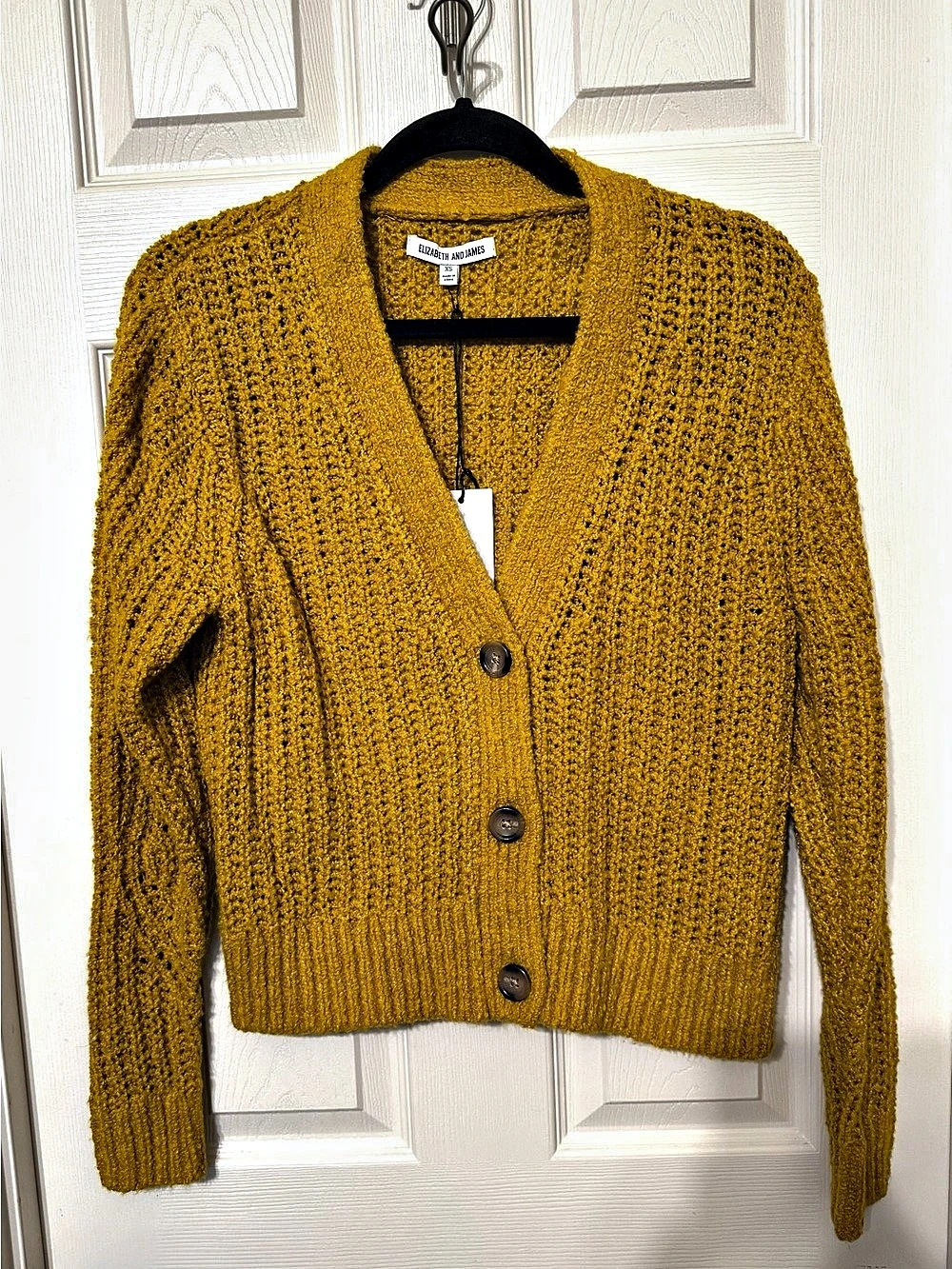 Elizabeth and James Textured Chunky Knit Button Front Cardigan in Yellow Size XS